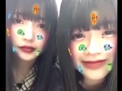 「あ！絶対パンツ見えたぁ～!!! ｷｬﾊﾊﾊ☆」スマホアプリで配信するヤンキー女子二人組ライブチャット